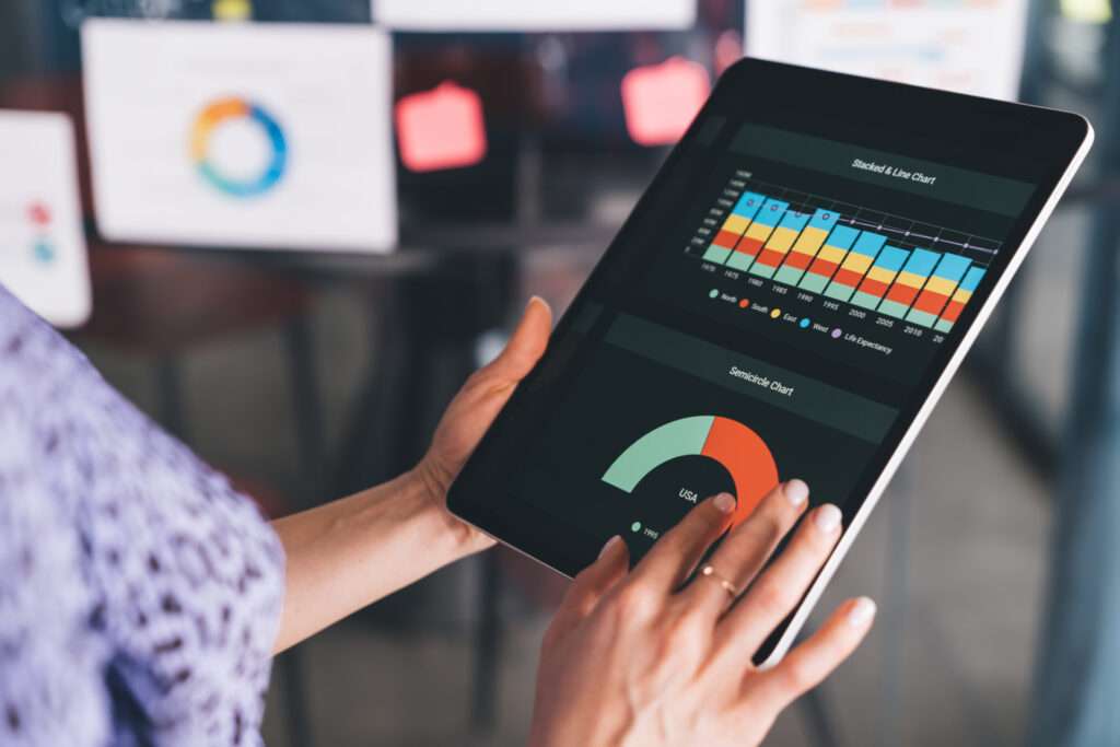 Integrare CRM & API MCGM WEB DESIGN Analitice